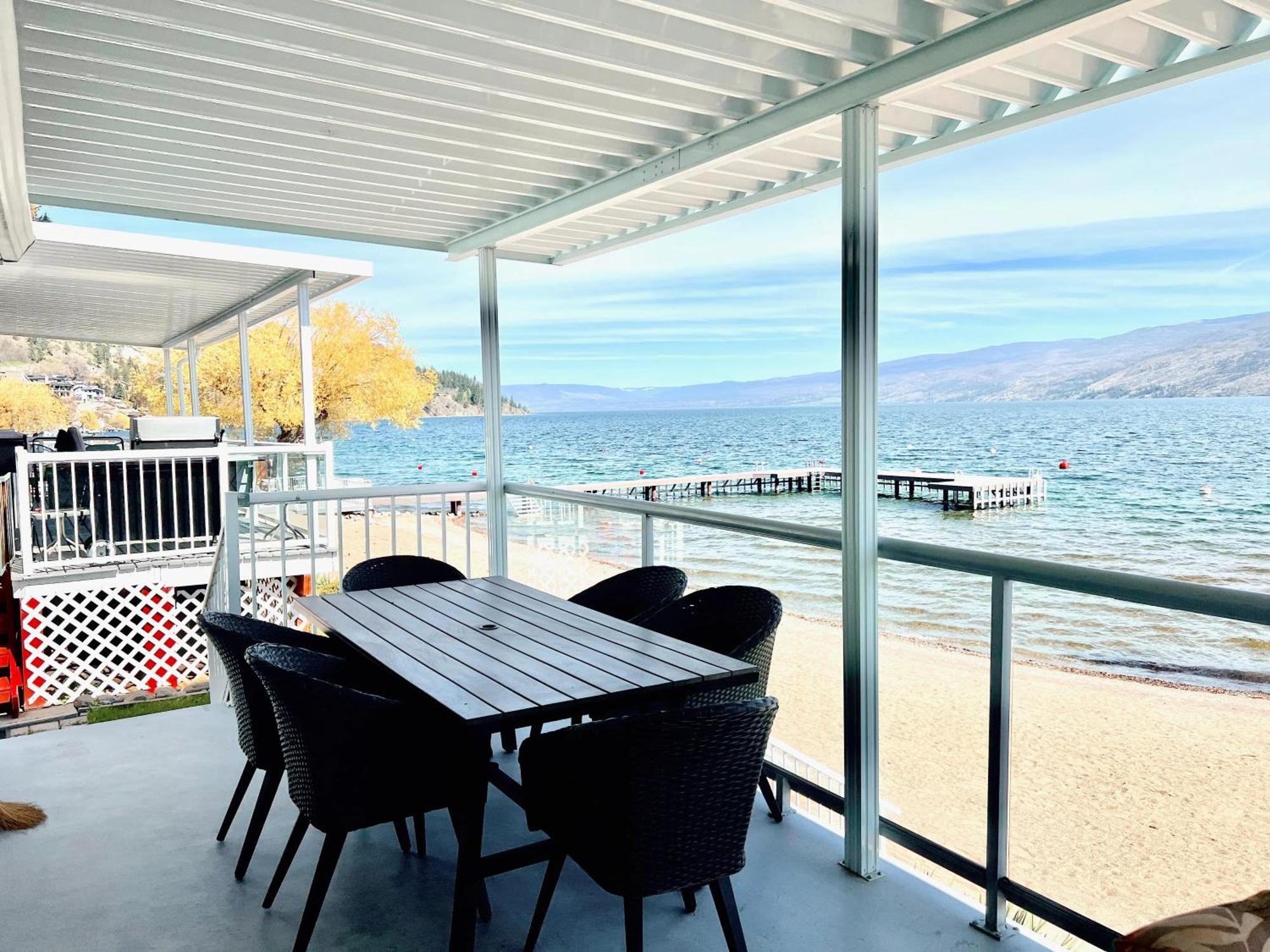 Peachland Beach Resort Exterior foto